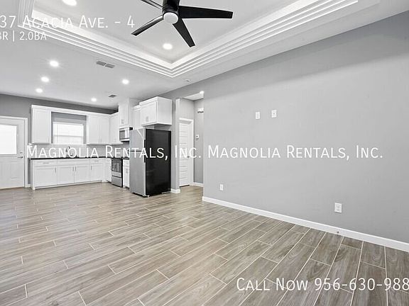 2nd image of 437 E Acacia St #4