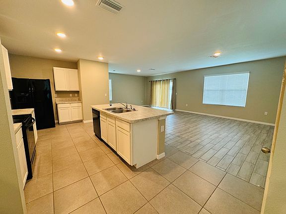 5th image of 2327 Ashberry Ridge Dr