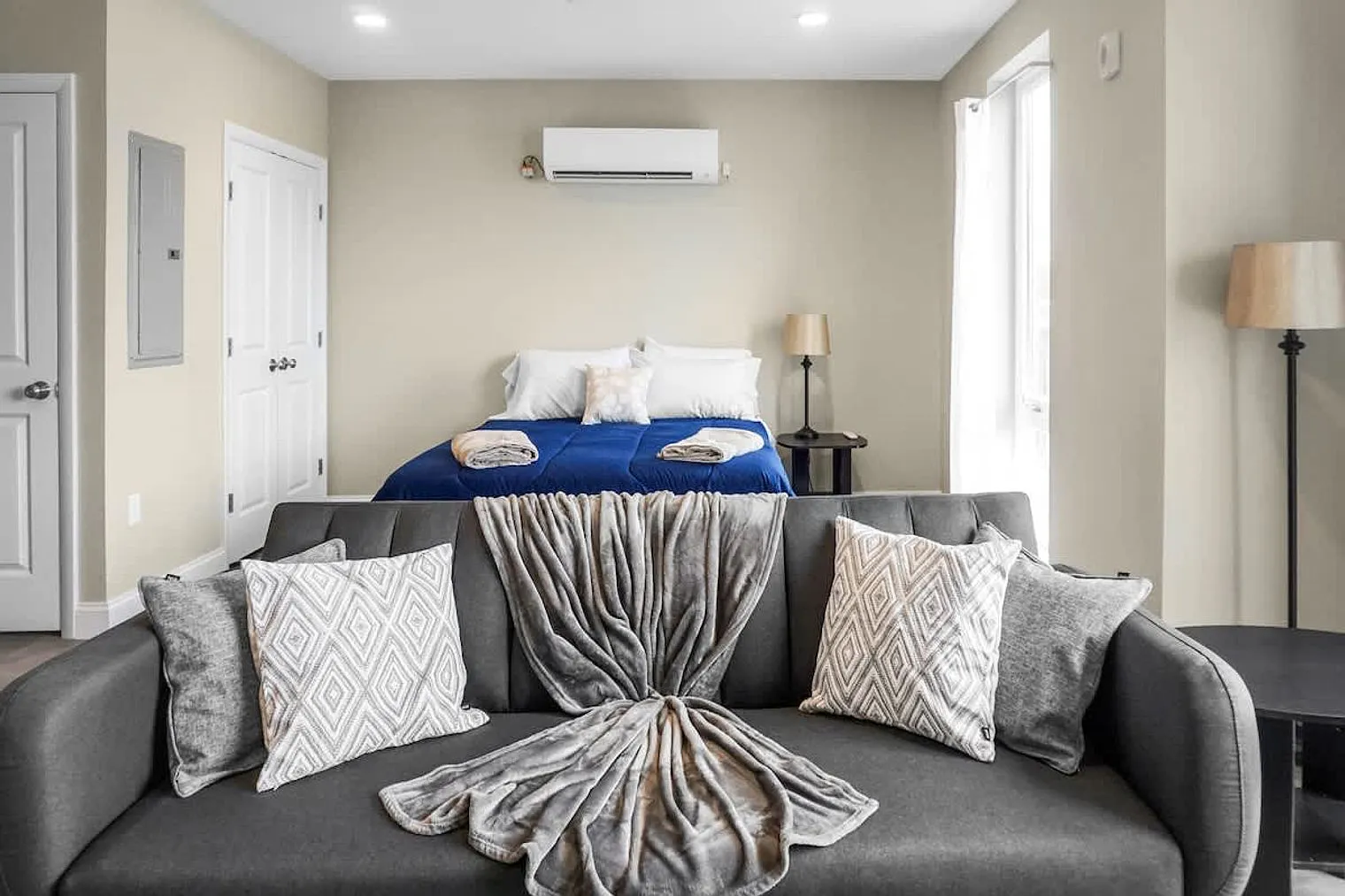 1 bed, 1.0 bath, 570 sqft, $3,460 — Photo 4
