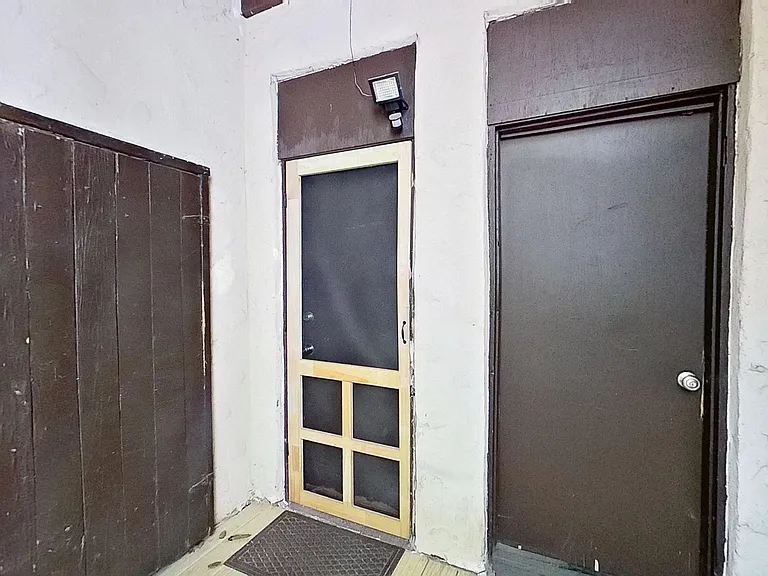2752 Herschel St Quad — Photo 13