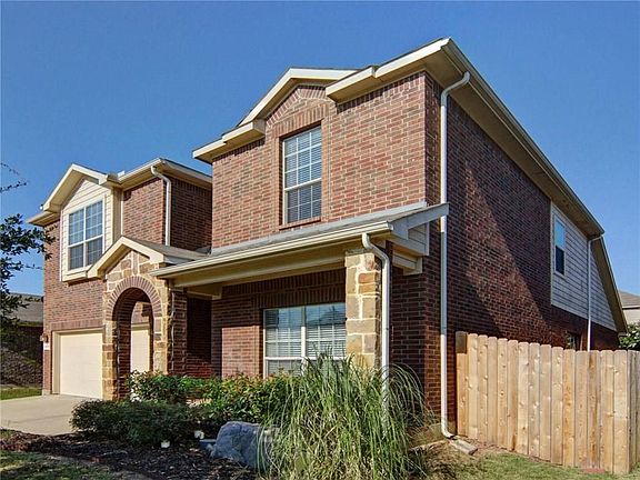 2nd image of 2218 Brandy Dr