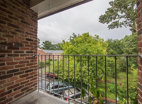 5th image of 4030 Forest Hill Ave #U33