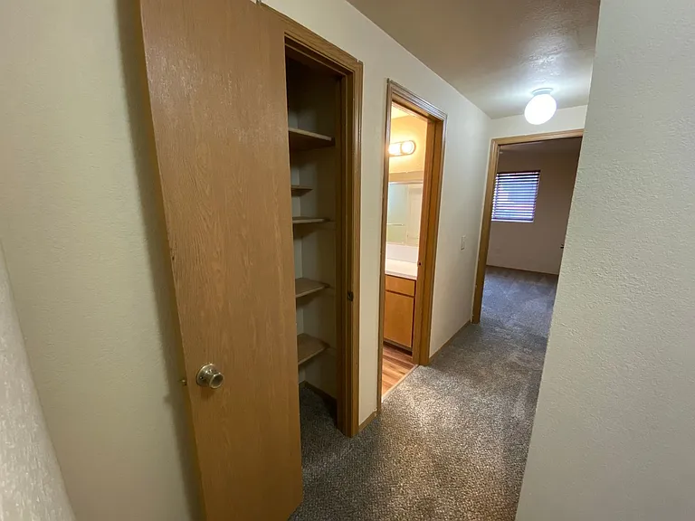 109 S Pearl St. — Photo 10