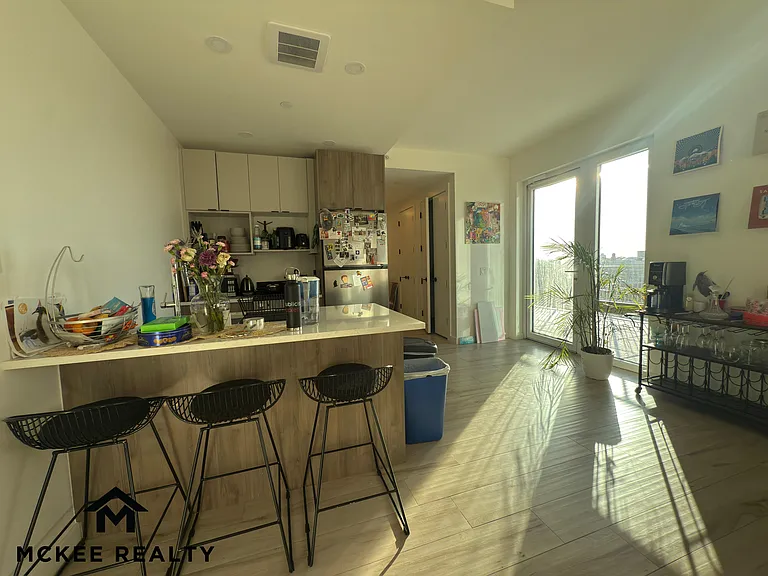 2708 Church Ave #5B — Photo 6