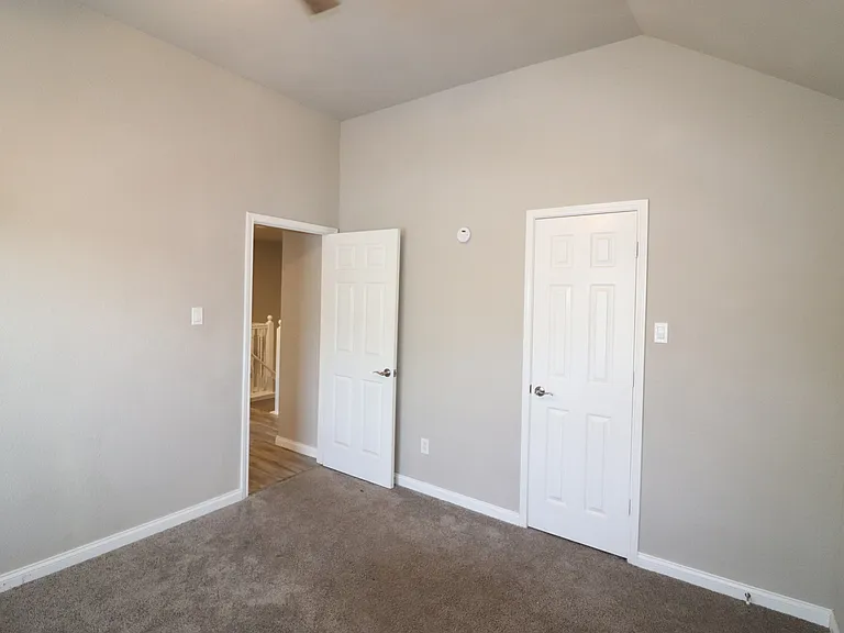 4606 Clay Dr — Photo 26