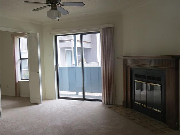 2nd image of 505 Oppenheimer Dr #8158