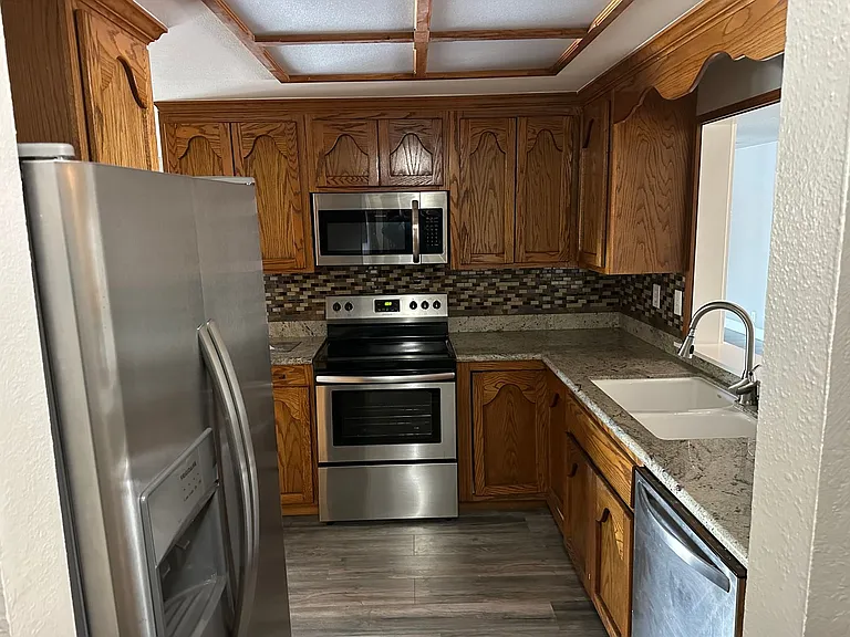 1472 Willow Lake Rd — Photo 8