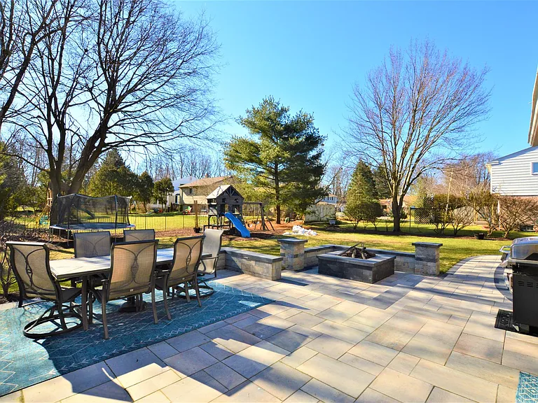 42215 Ladywood Dr — Photo 9