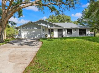 4690 Long Lake Dr, Fort Myers, FL 33905