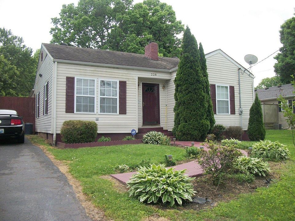 1st image of 228 Winn St