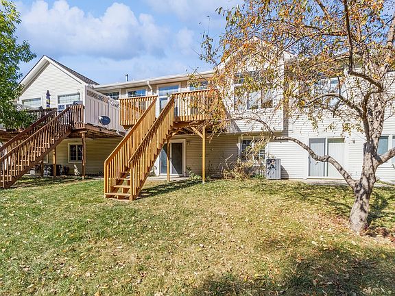 5th image of 8608 Bromley Pl