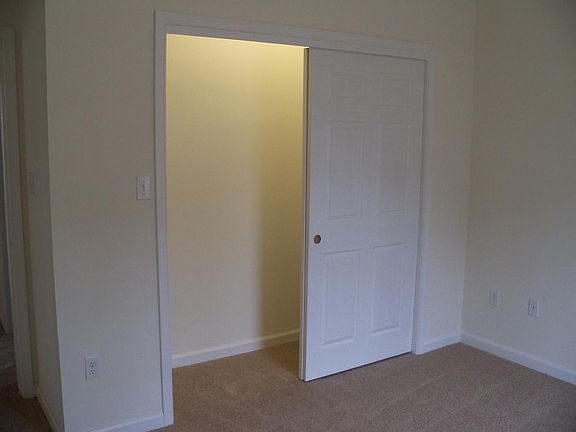5th image of 2930 Jefferson St Floor 1