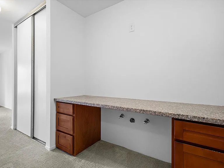 960 Shorepoint Ct #306 — Photo 10