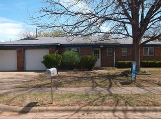 1121 Rosemary Dr, Wichita Falls, TX 76306