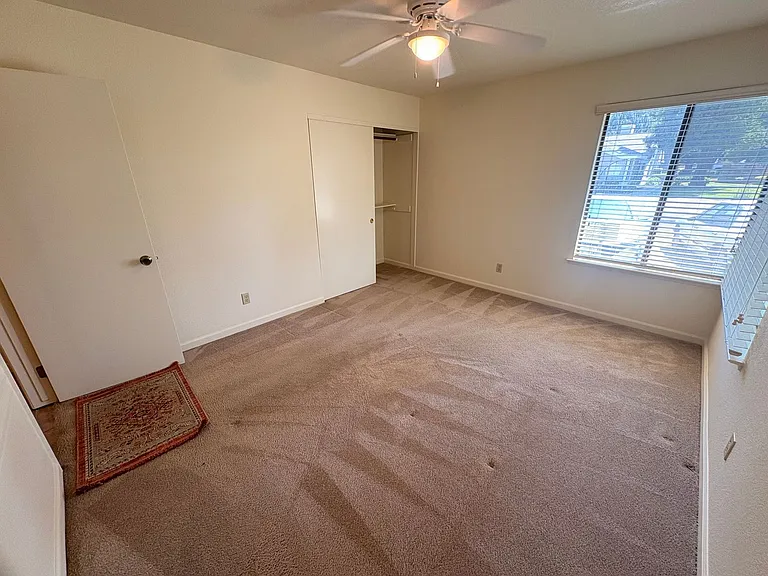 2131 N Tracy St — Photo 11