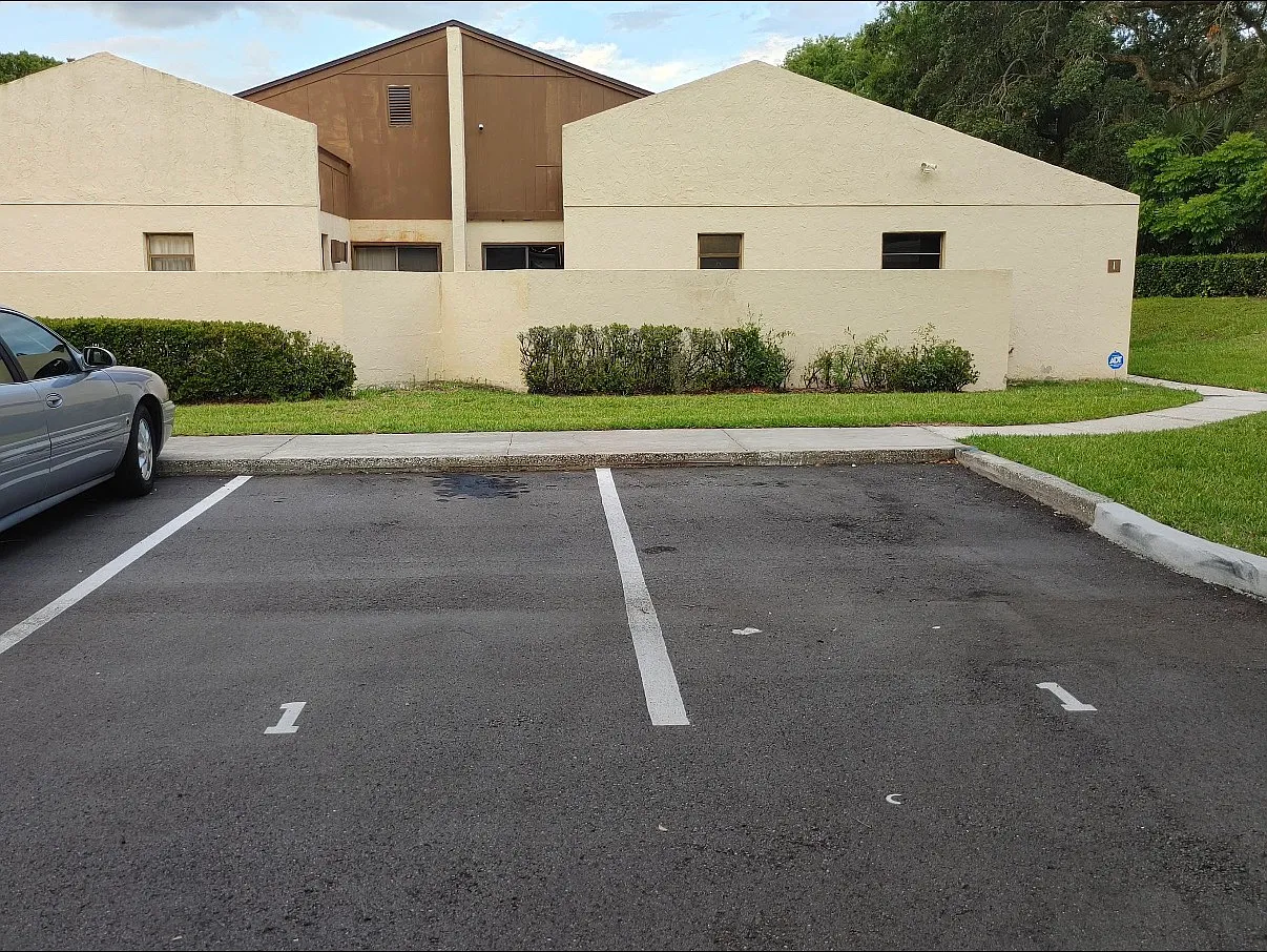 N Crystal Lake Dr, Lakeland — Photo 1