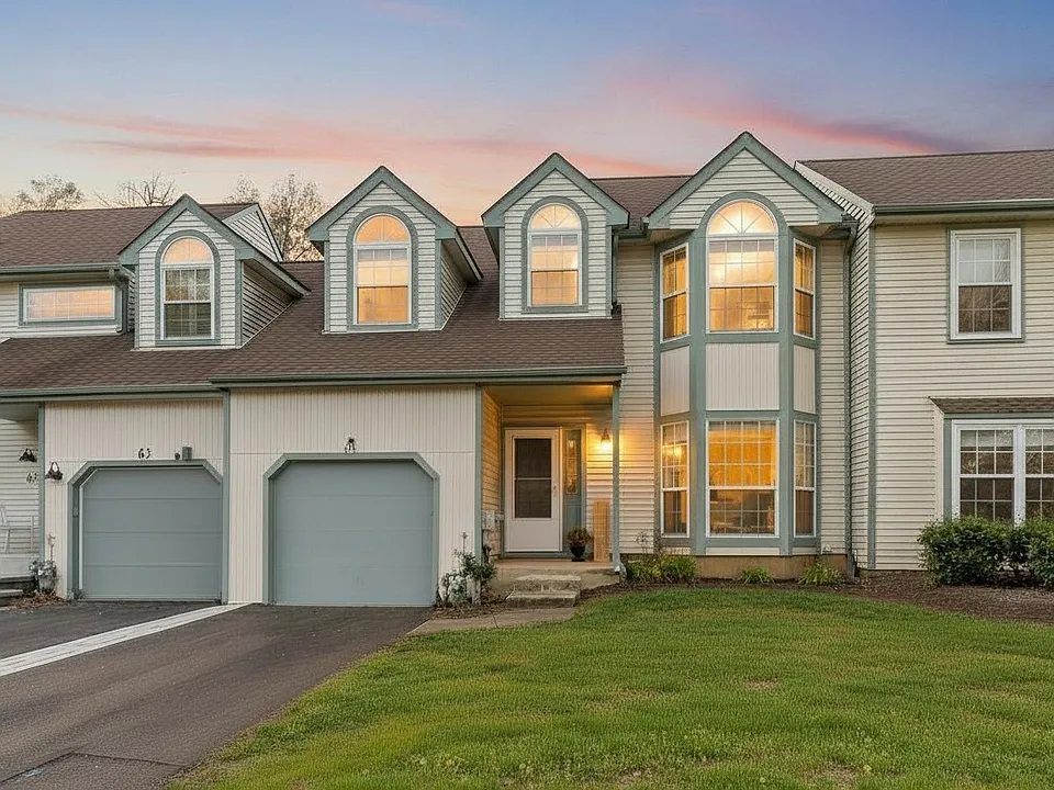64 Laurel Cir #64