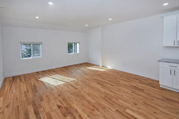 Rented by EXR Somerset LLC | media 1