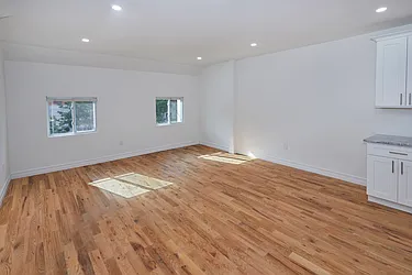 Rented by EXR Somerset LLC