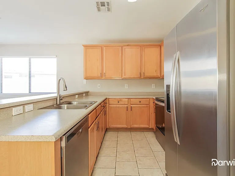 7809 W San Juan Ave — Photo 3