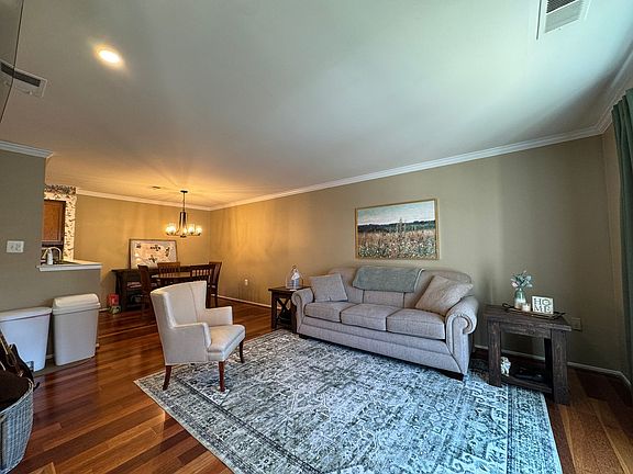 2nd image of 7701B Lexton Pl #26