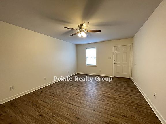 3rd image of 119 Brookside Ln