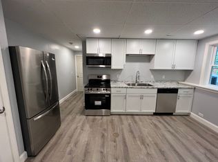 163 West St #G, Hatfield, MA 01038