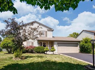 5273 Merrybell Ln, Grove City, OH 43123