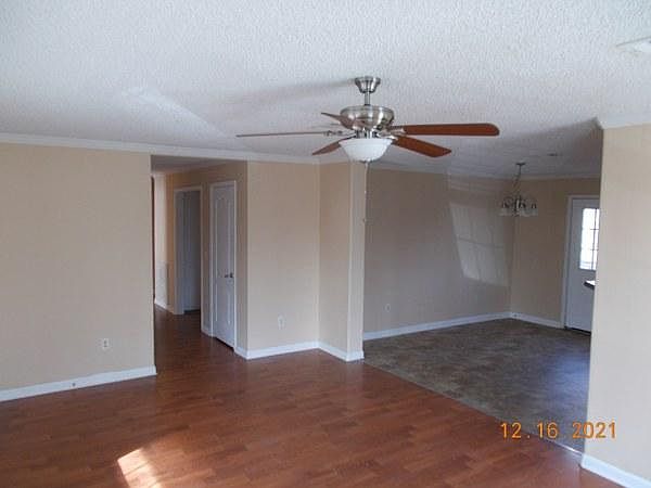 1st image of 233 English Ct