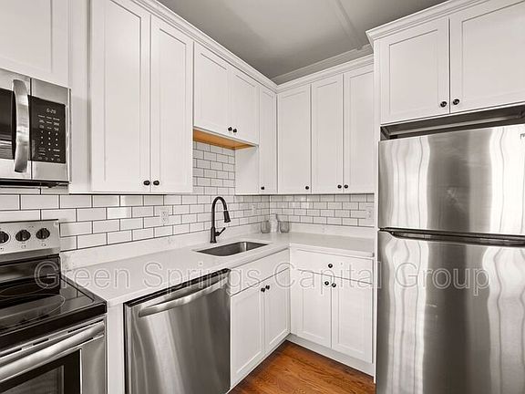 5th image of 107 Union Ave
