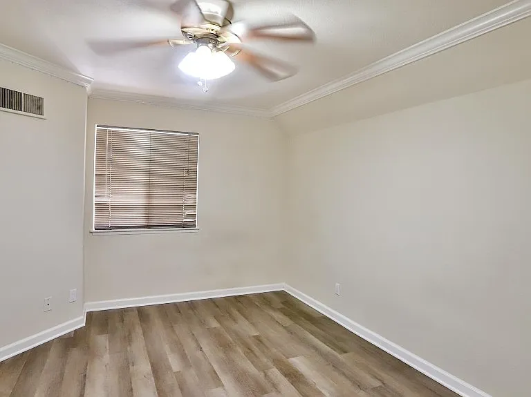 8889 Caminito Plaza Centro #7128 — Photo 17