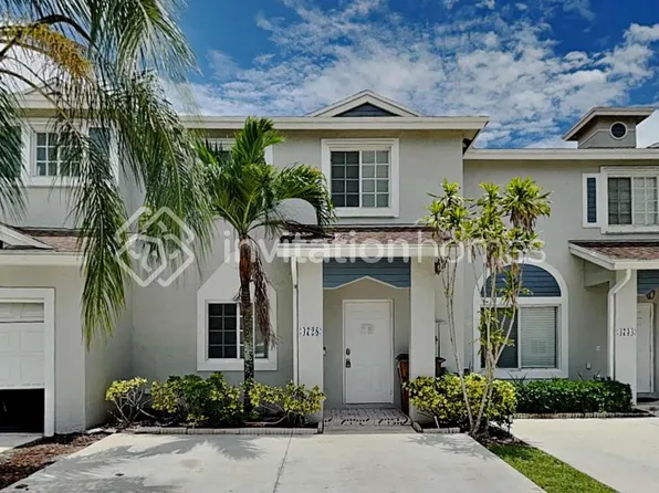4728 SW 13th Pl, Deerfield Beach, FL 33442