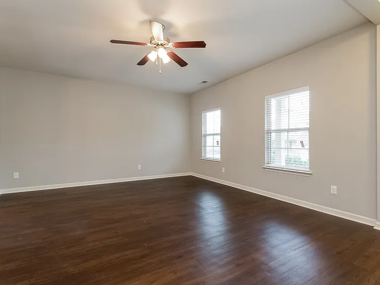 3375 Ivey Ridge Rd — Photo 2