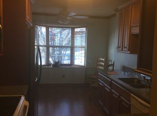 5821 E Pea Ridge Rd, Huntington, WV 25705