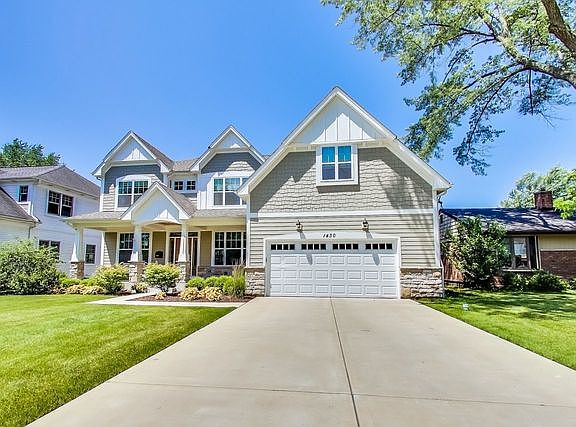 4th image of 1430 N Race Ave