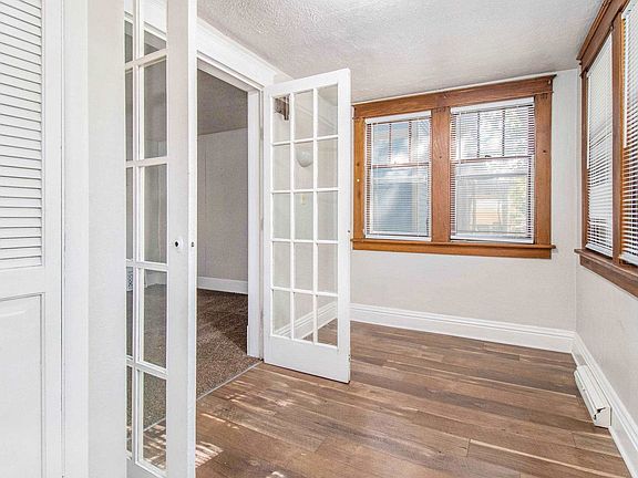 3rd image of 714 Cottage Grove Ave