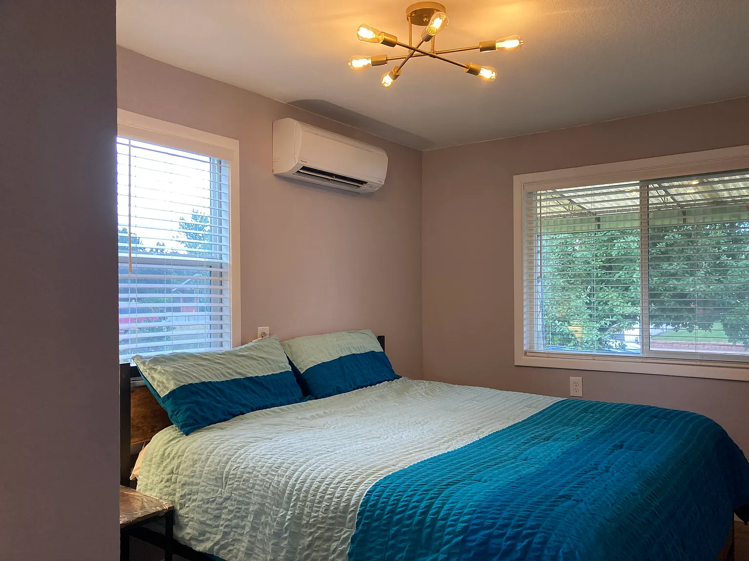 2 bed, 350 sqft, $1,750 — Photo 3