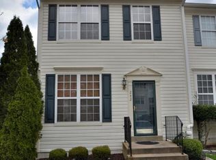 242 Golden Larch Ter NE, Leesburg, VA 20176