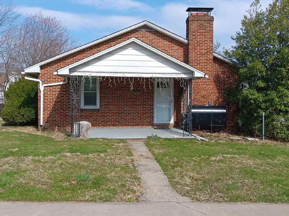 303 N 9th St, Bangor, PA 18013