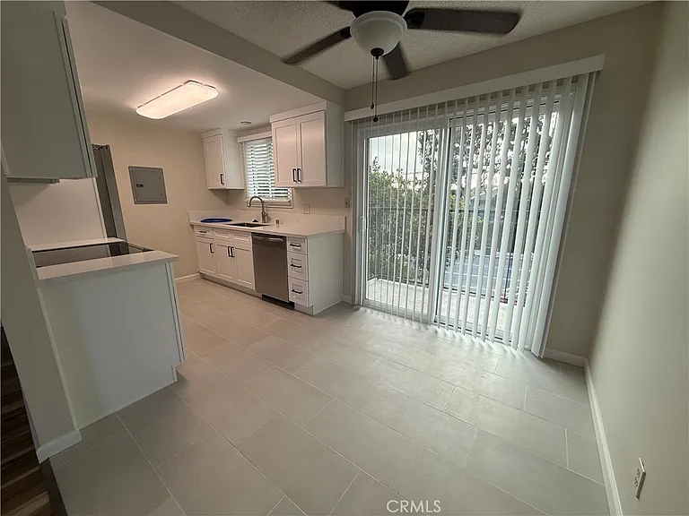 1116 Barbara St #G — Photo 2