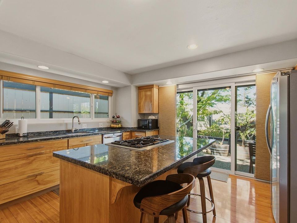 1st image of 28 Elan Way