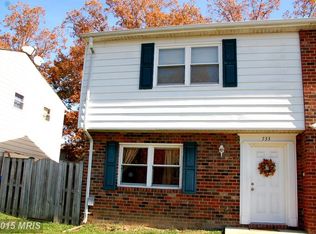 733 Anvil Rd, Fredericksburg, VA 22405