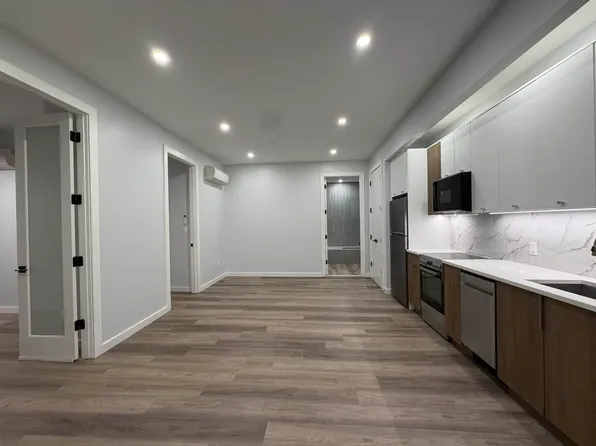 2917 Snyder Avenue image 3 of 12