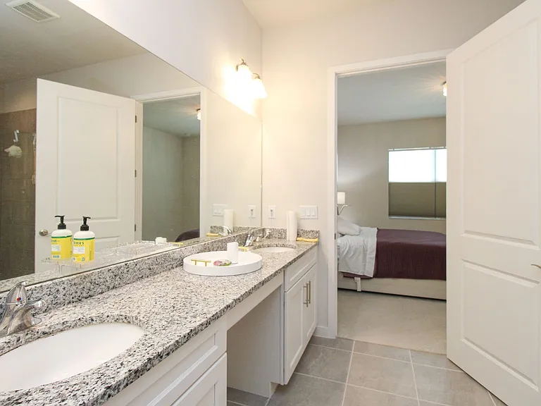 14803 Loggerhead Dr — Photo 38