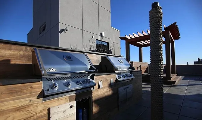 Rented by The KCI Group | media 69