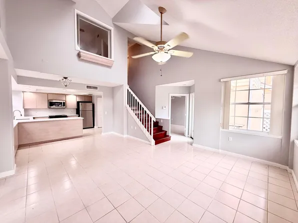 8111 Northboro Court #11b, Lake Clarke Shores, FL 33406