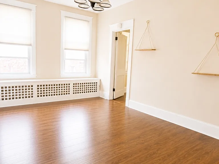 1631 Shady Ave #1 — Photo 7