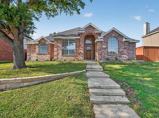 1428 Summerhill Dr, Carrollton, TX 75007