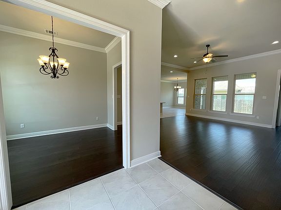 Claudet III B - Formal Dining and Living - DSLD Homes