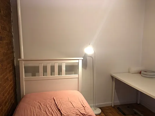 Rented by Evergreen Realty & Investments | media 9